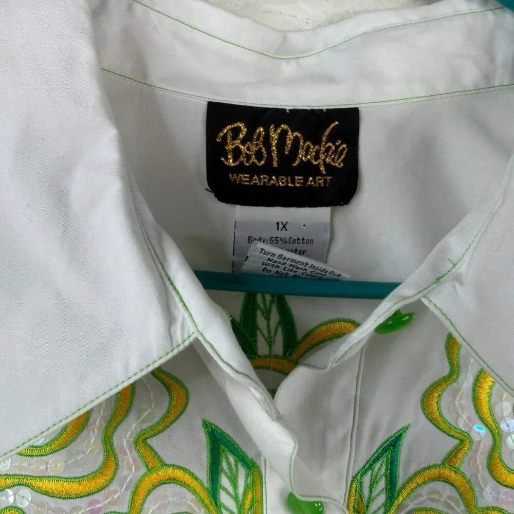NWT Bob Mackie Wearable Art Top White Sz 1X Button Up Flower Embroidered Sequins - Picture 4 of 16